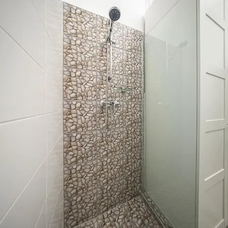 Malyvas Apartman Apartment *